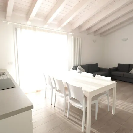 Finisterrae 9 - Immobiliare Living לידו די ג'סולו